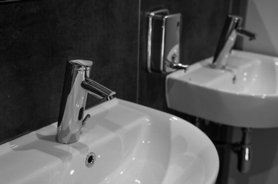 Eckventile unter Waschbecken und Spüle: Wann tauschen?