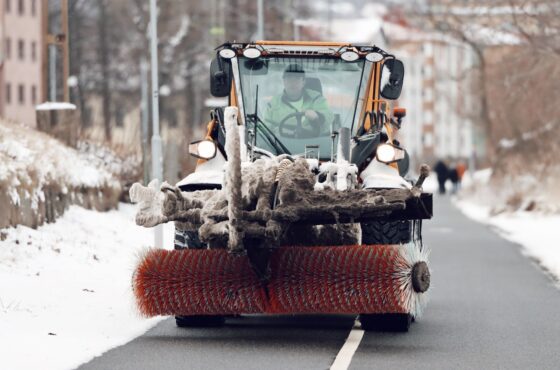 Winterdienst-Vertrag: Worauf Hausbesitzer jetzt achten sollten